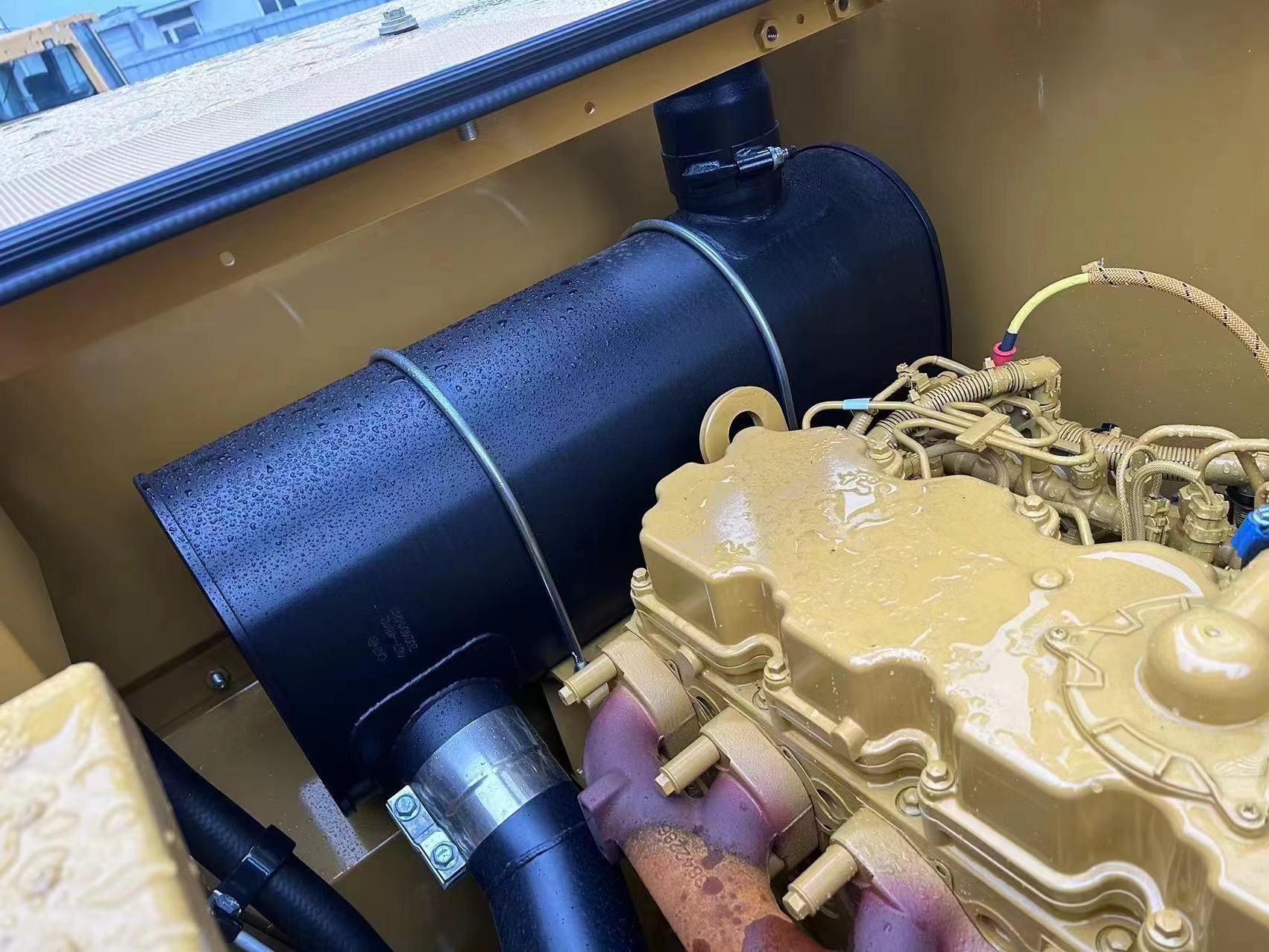 2025 Earthmoving Machinery CAT 320