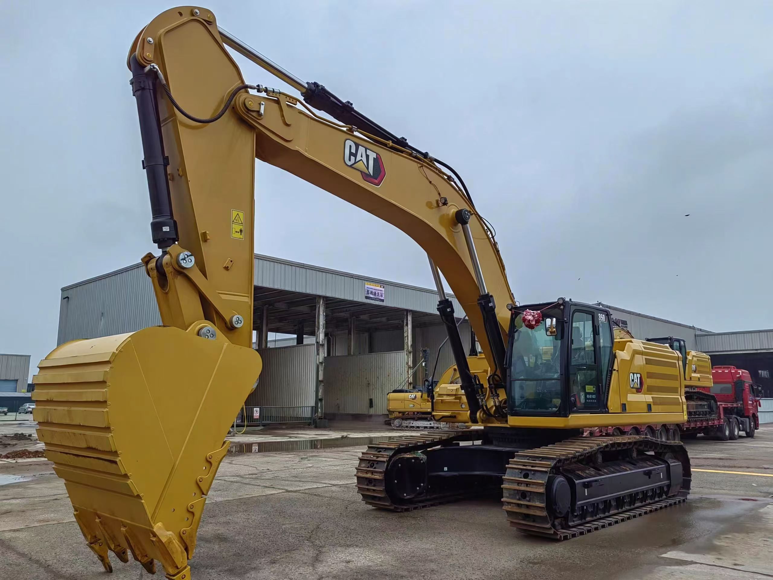 2025 5.5H Excavators CAT 350