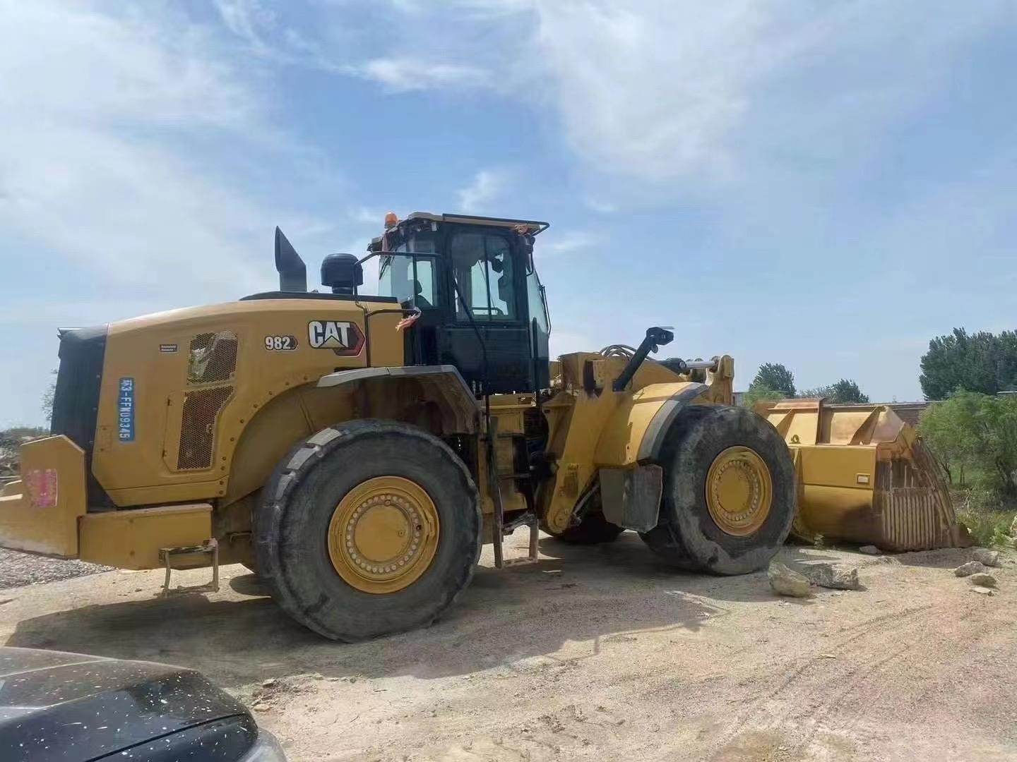 2022 5000H CAT loaders CAT 982