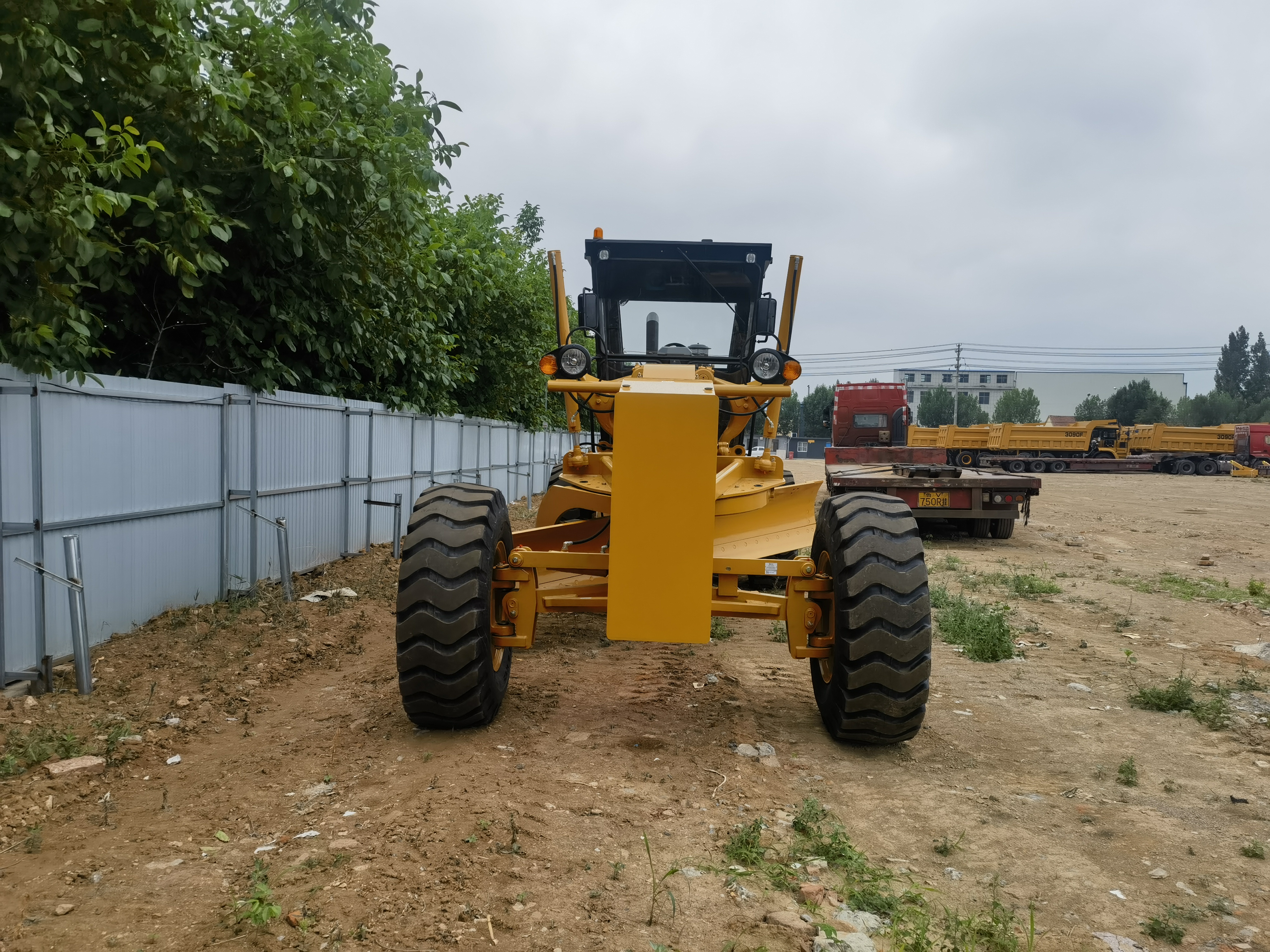 2025 Earthmoving Machinery SEM 919