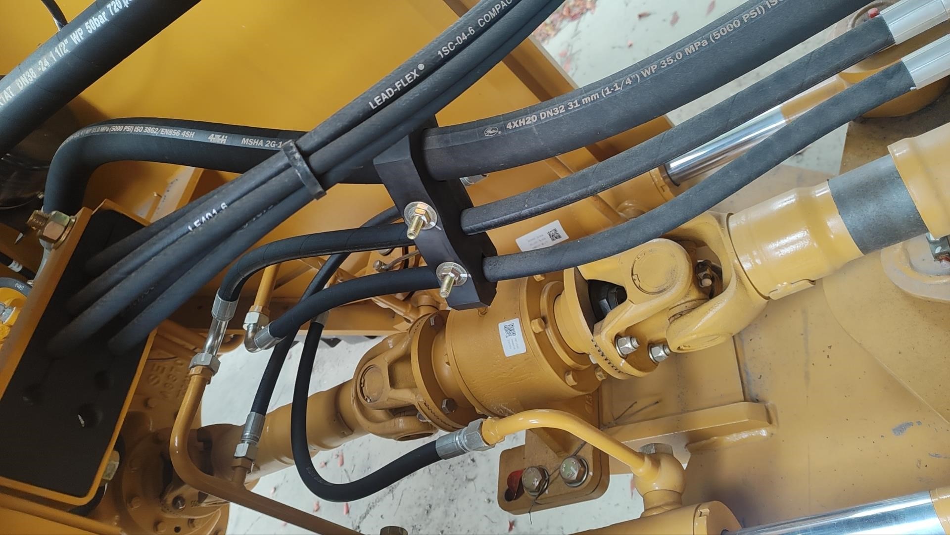 2025 Earthmoving Machinery SEM 656F