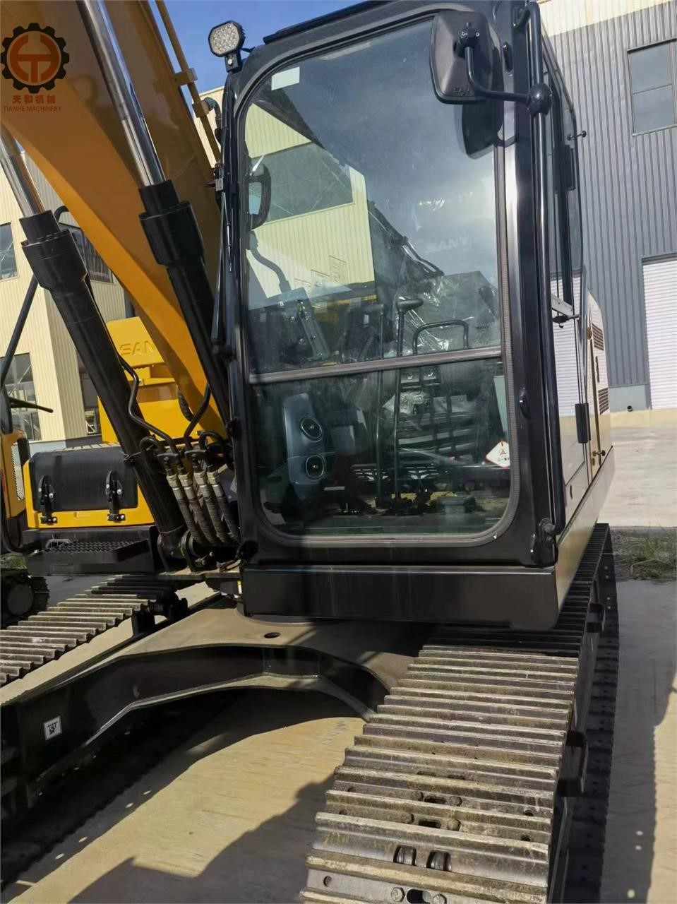 2025 Earthmoving Machinery SANY SY135C