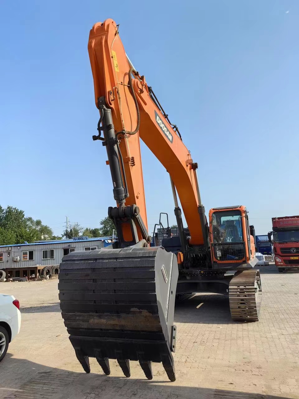 2022 Earthmoving Machinery DOOSAN 305
