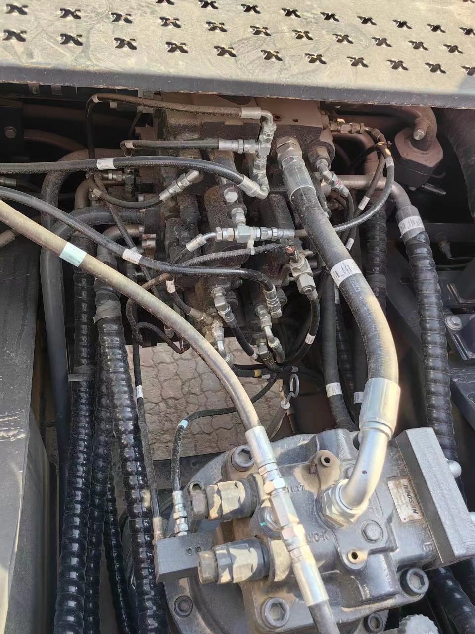 2022 Earthmoving Machinery DOOSAN 305