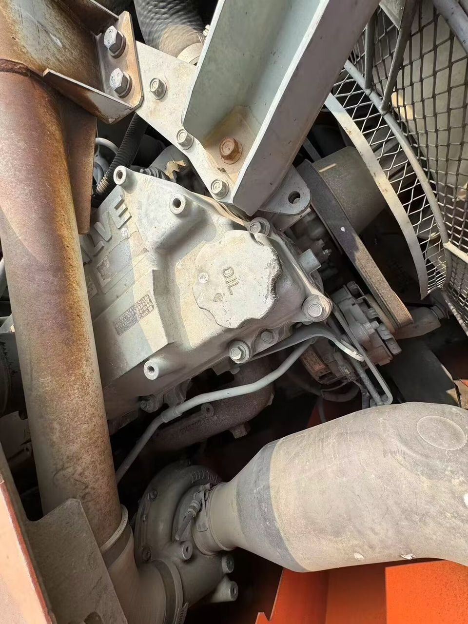 2008 1374H Excavators HITACHI 225