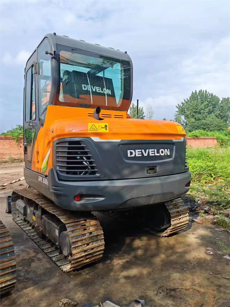 2025 Earthmoving Machinery DEVELON DX60E