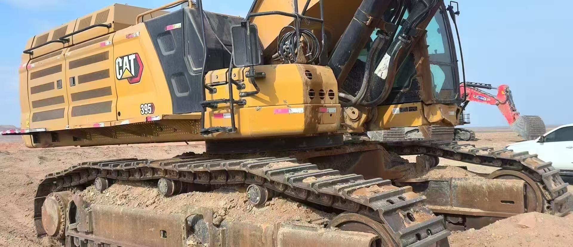 Excavators CAT 495