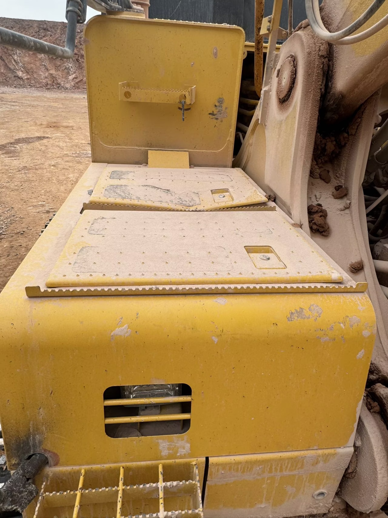 Excavators KOMASTU 850