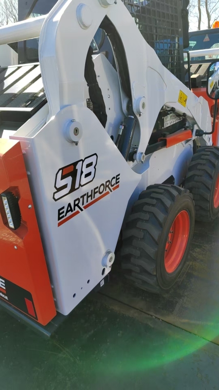 2025 2H Skid-steer loader BOBCAT S18