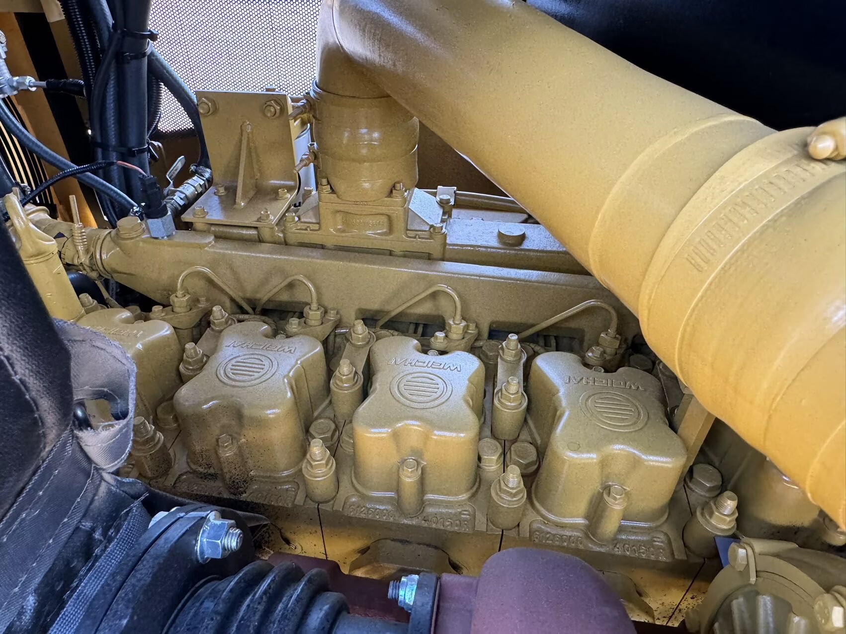 2025 5H Bulldozer SEM 818F