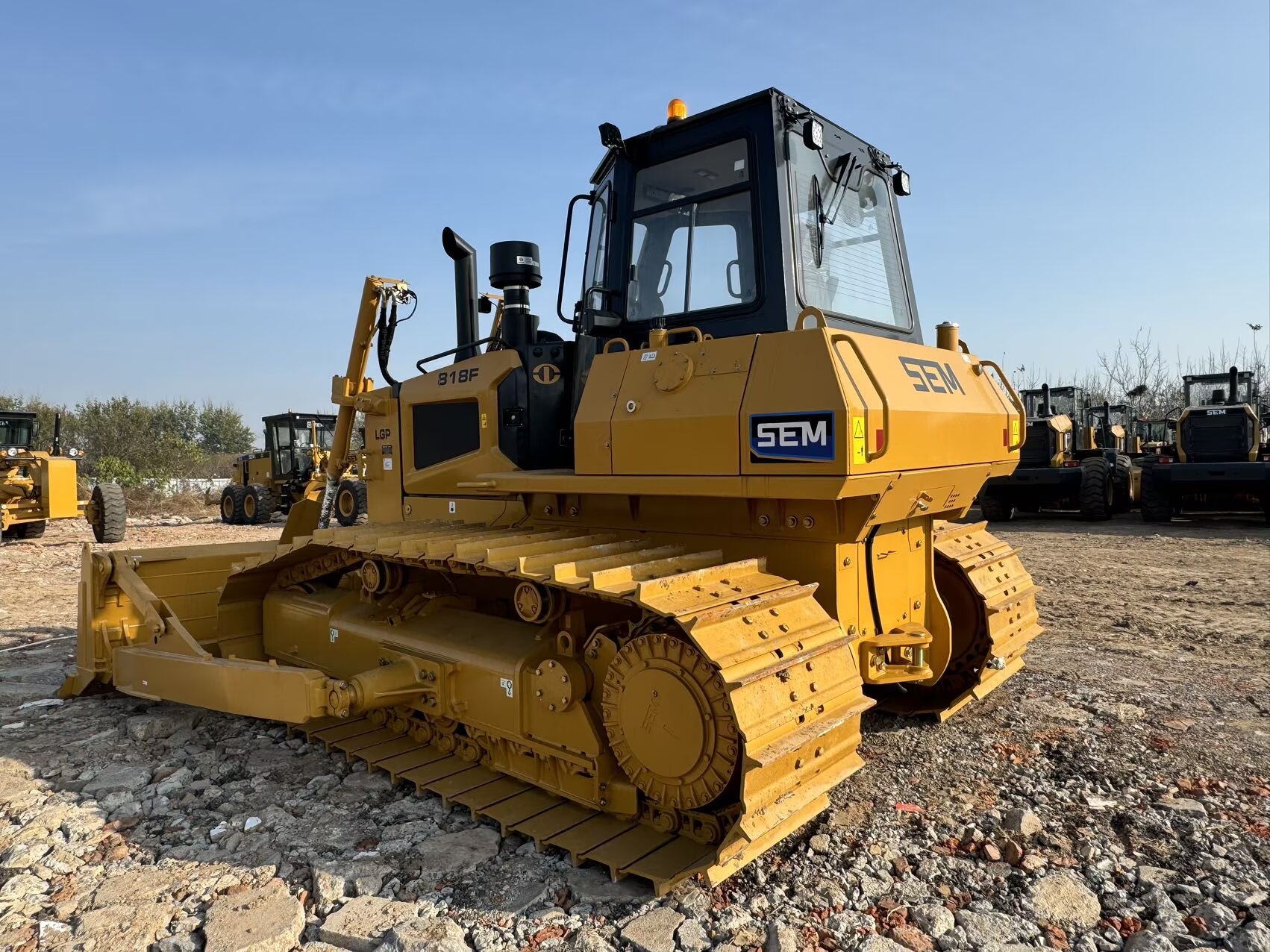 2025 5H Bulldozer SEM 818F