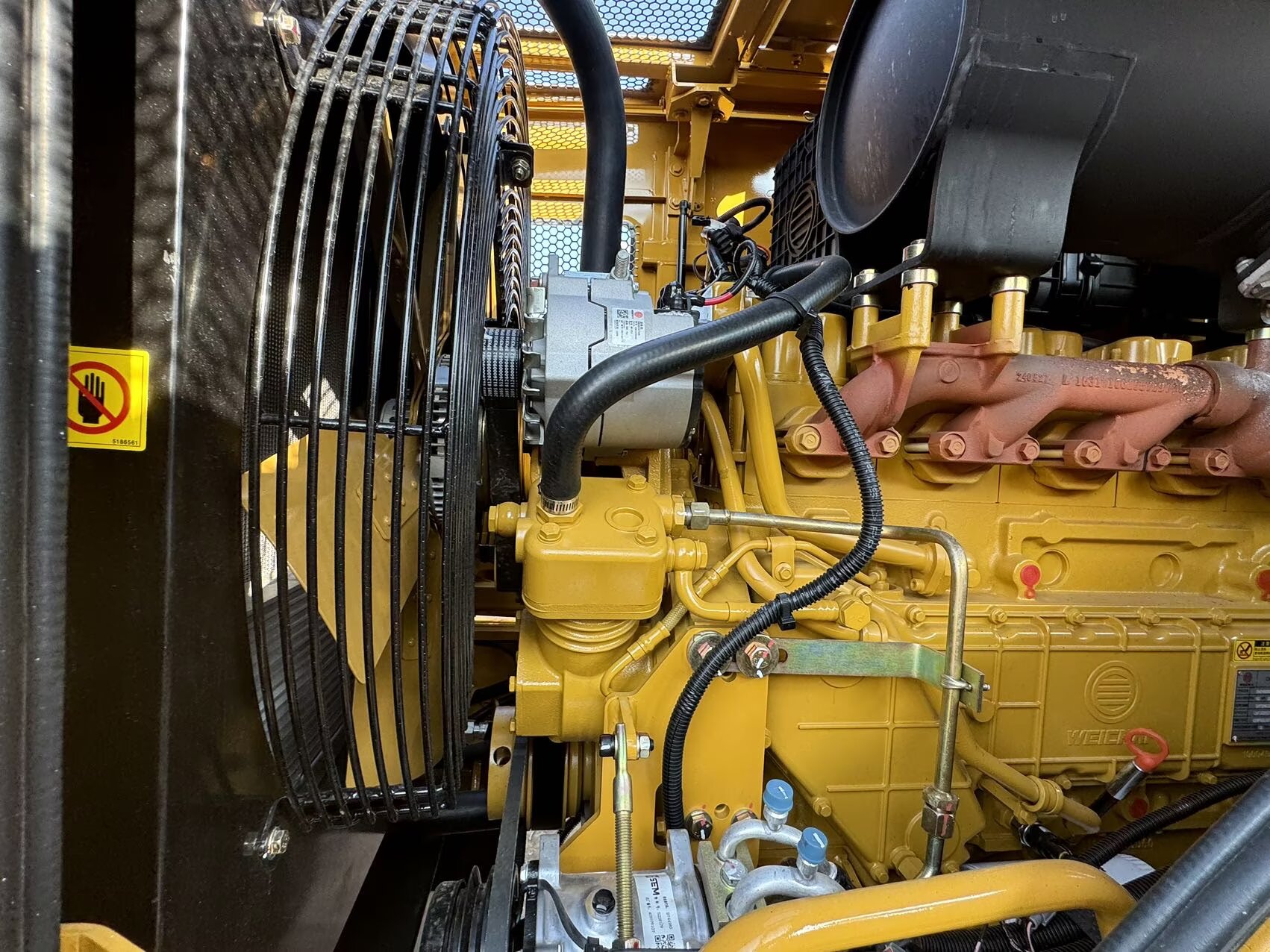 2025 8H Loaders SEM 655D