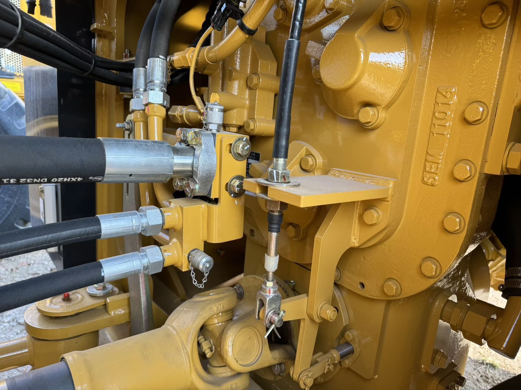 2025 9H Loaders SEM 656D