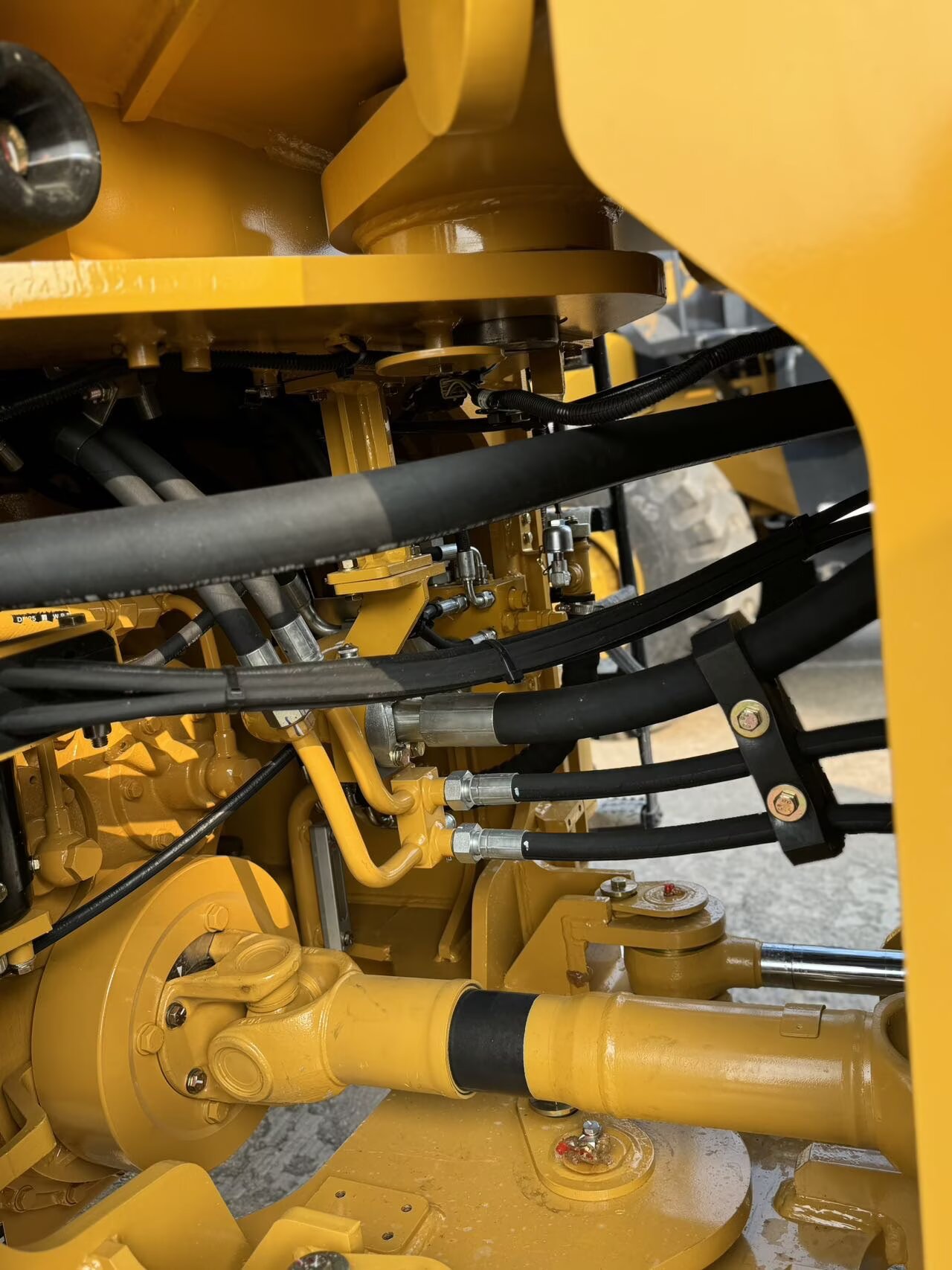 2025 8H Loaders SEM 668F