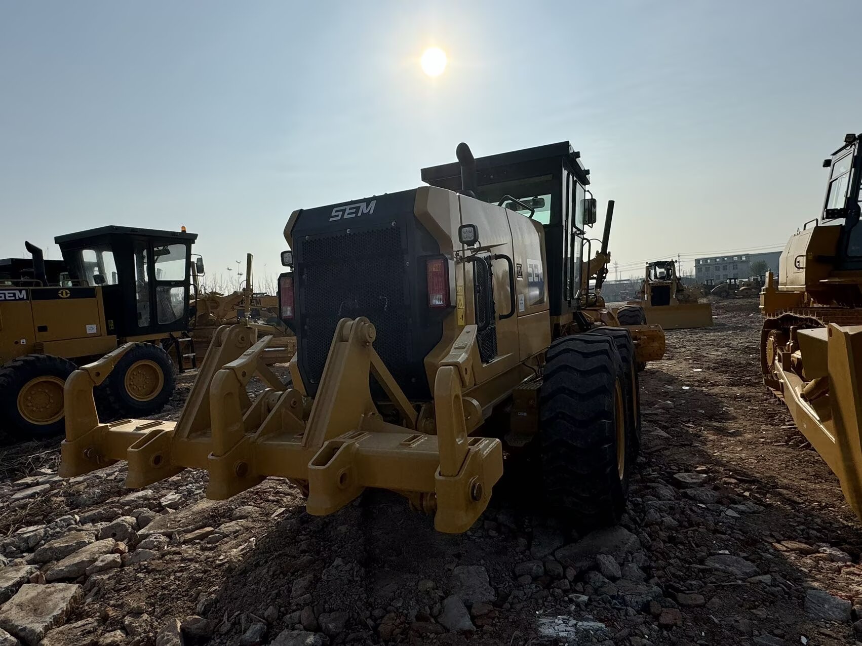 2025 9H Grader SEM 920F