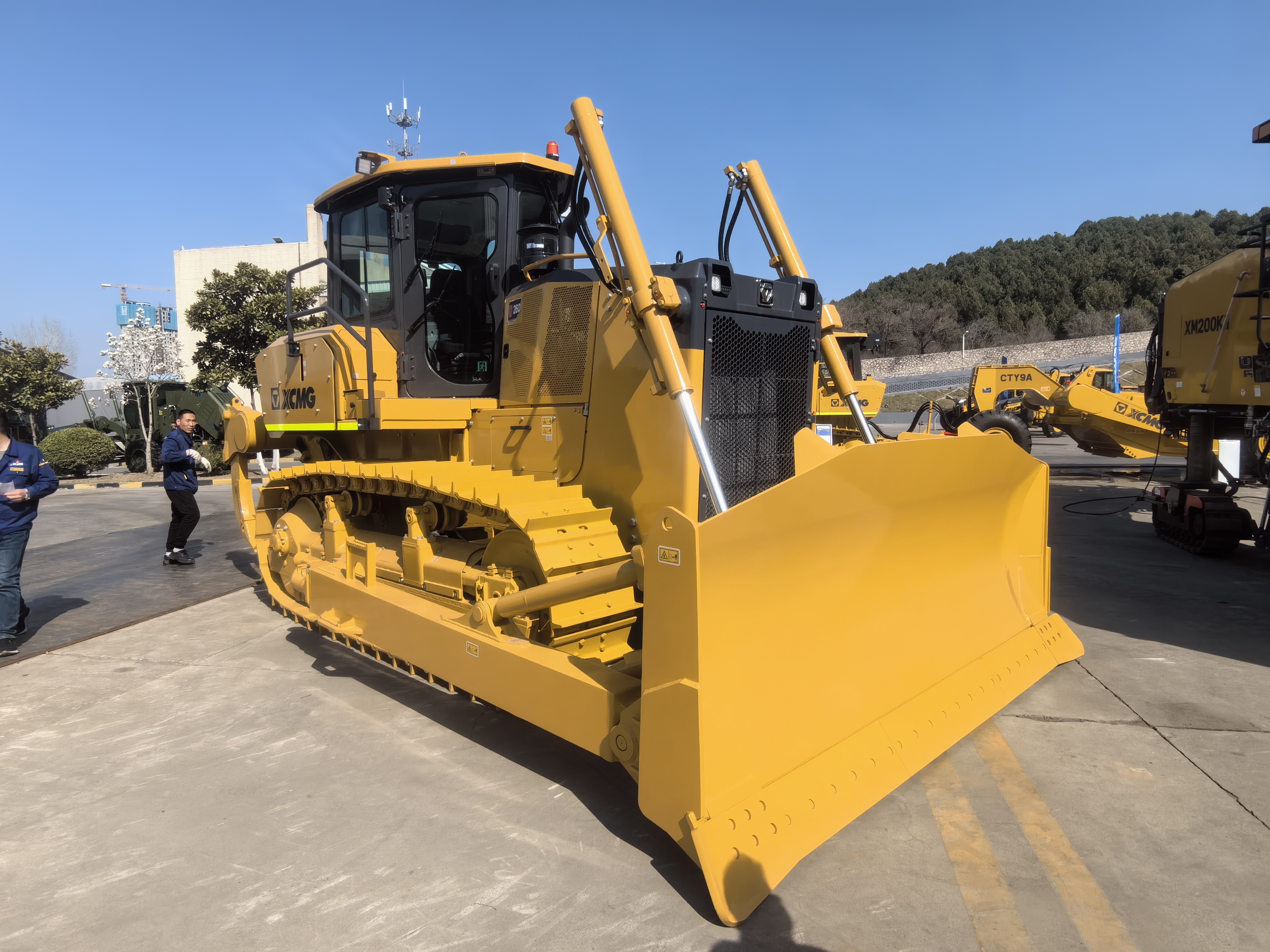 2025 7H Bulldozer XCMG D260