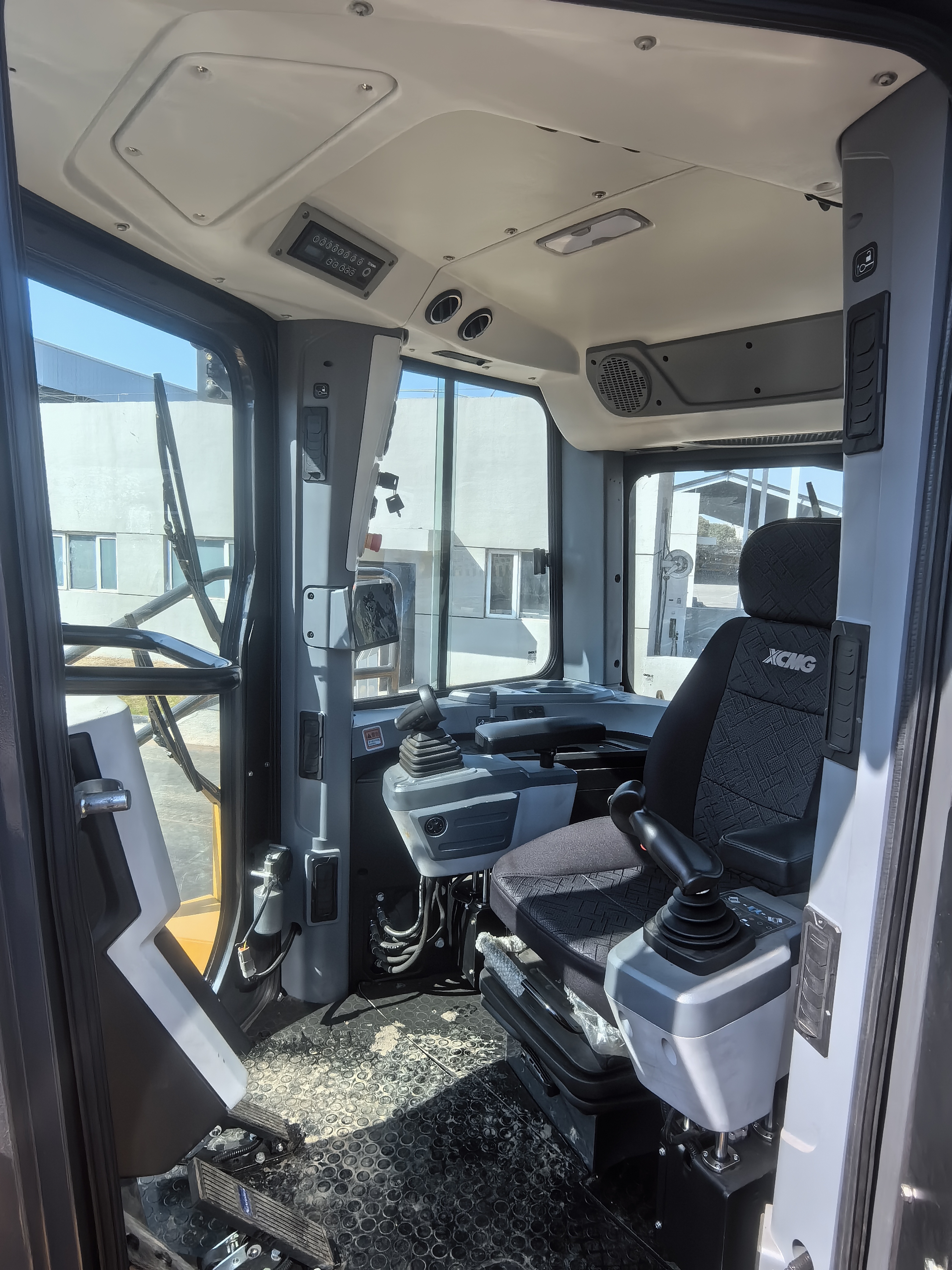 2025 7H Bulldozer XCMG D260