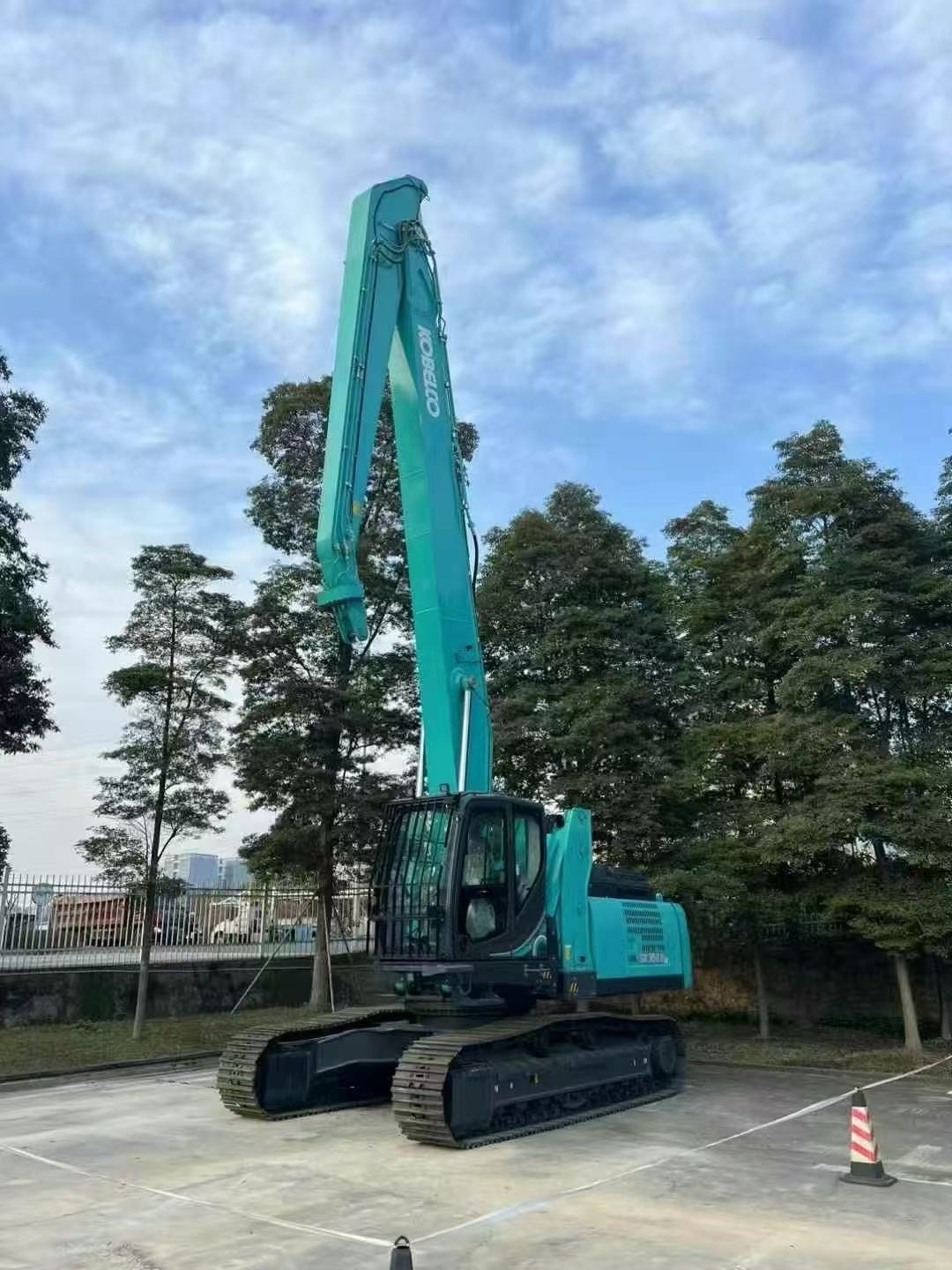 Kobelco sk350